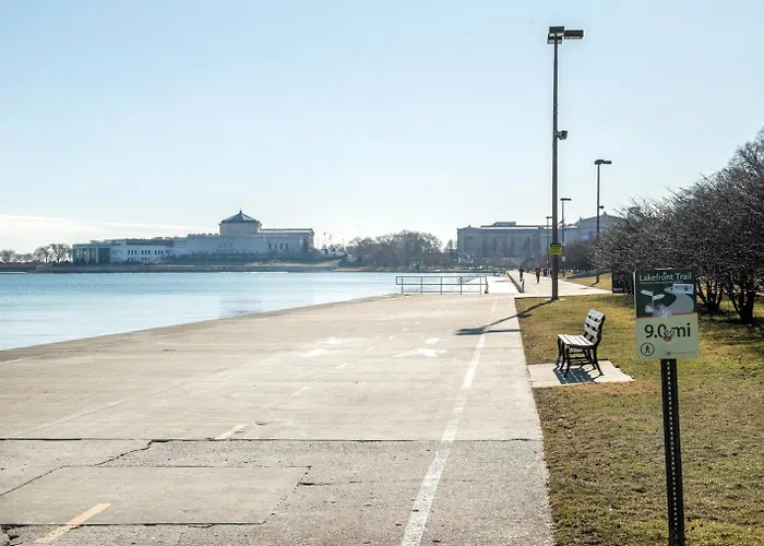 Loop 1br W Gym Roofdeck Nr Financial District Chi-201 *